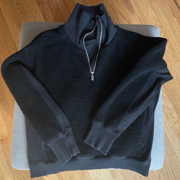 Lululemon Stand Out Sherpa 1/2 Zip - Picture 5 of 9
